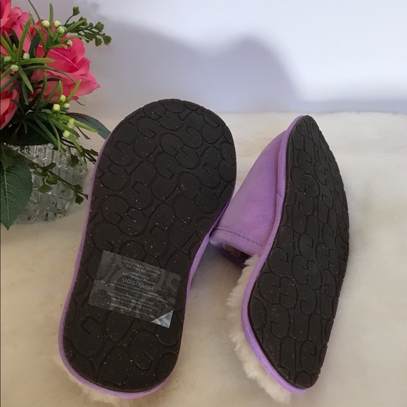 UGG Pearle Slippers - Picture 8 of 10